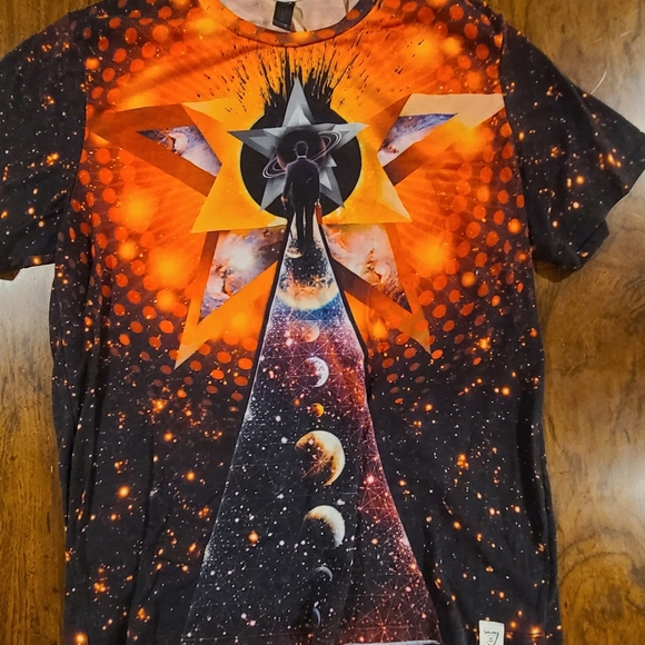 Medium Galaxy T-shirt - Picture 1 of 2